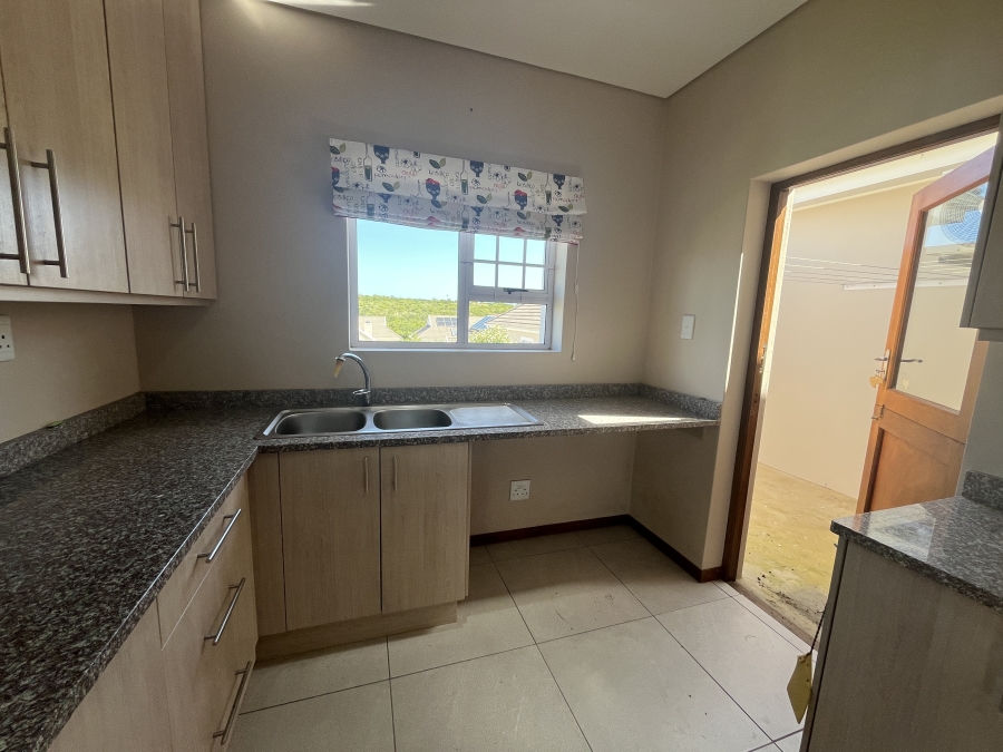 2 Bedroom Property for Sale in Heiderand Western Cape